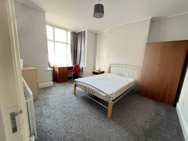 Spacious Rooms Near QMC & UoN Medical School Main Photo