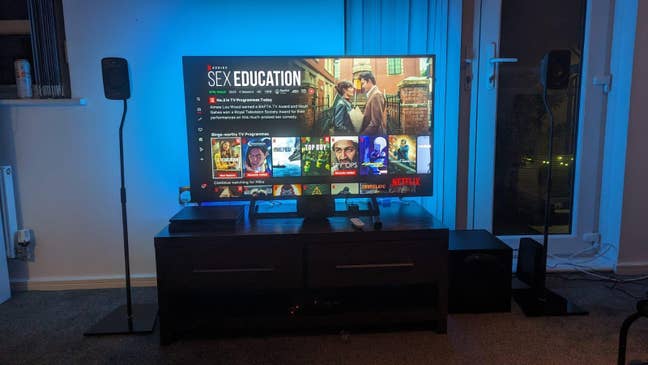 Double Master Room W/Ensuite 15M Walk to Mcr Cc Main Photo