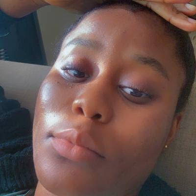 Student Female seeks a single or double room Main Photo