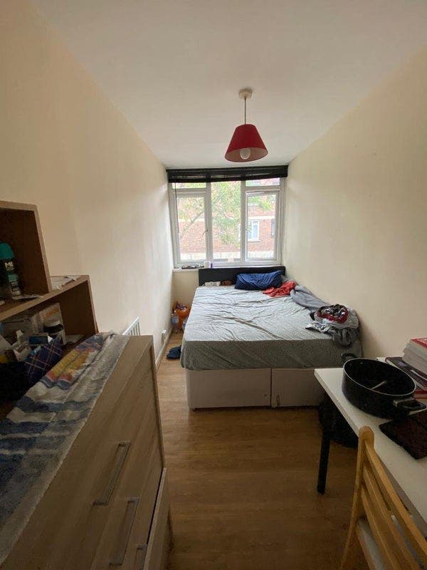 Lovely Room with Private Study – Stockwell Main Photo