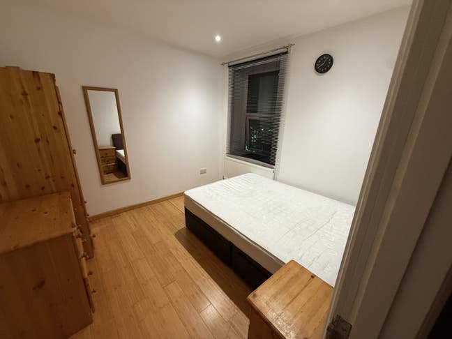 Room to rent  Main Photo