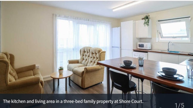 3 bed rooms family accommodation Main Photo
