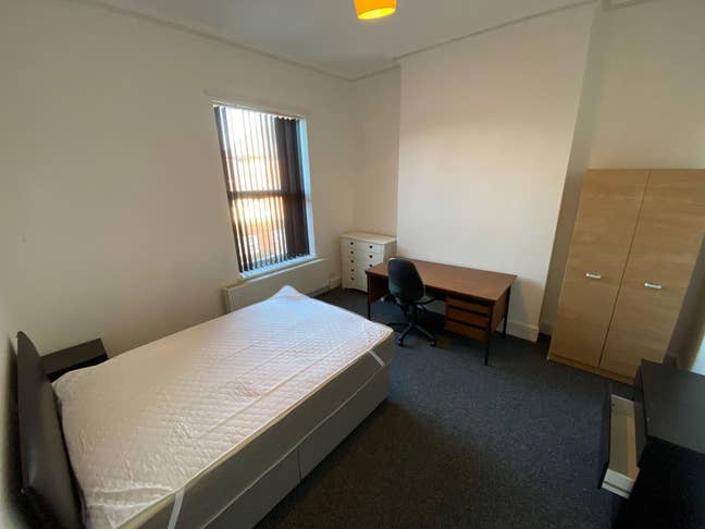 **✨ Modern Double Room | 5 Mins to City Centre** Main Photo