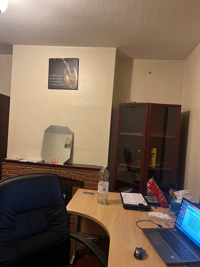 Single room rent  Main Photo