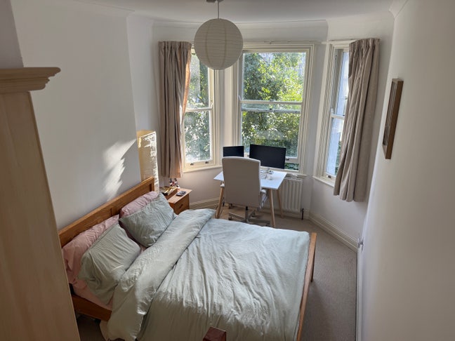 Short sublet Clapham North  Main Photo