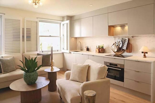 Modern Double Room Knightsbridge - Ensuite + Patio Main Photo