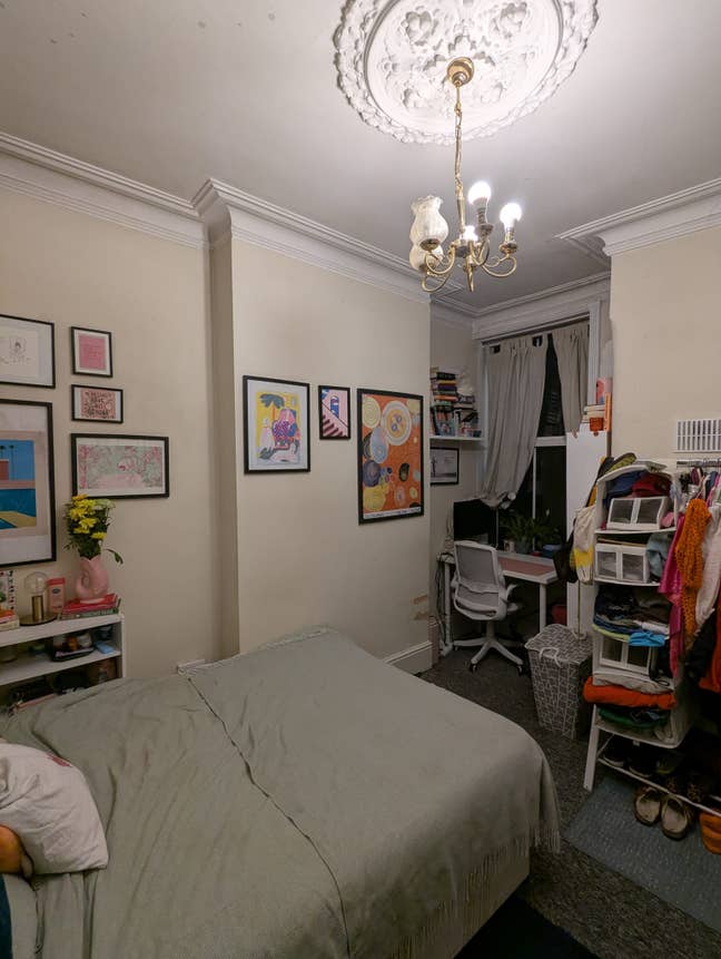 Cosy Double room, available from 8/11/25. Main Photo