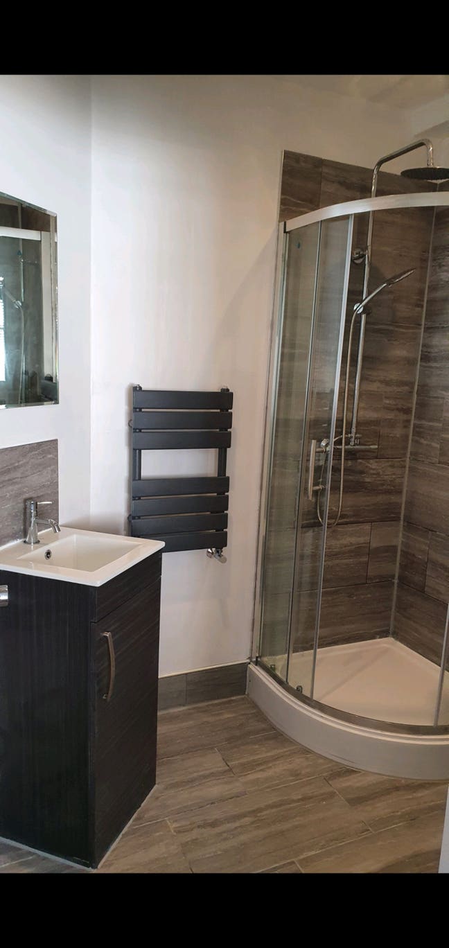 A Self Contained Flat With Kitchenette & En-Suite  Main Photo