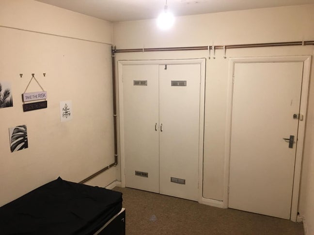 Bright Seafront Single Room in Kemptown Main Photo