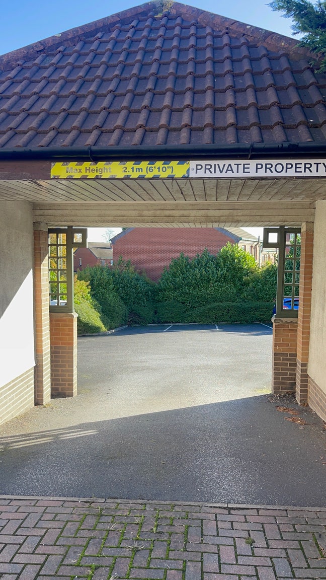 3 Bedroom house available  Main Photo