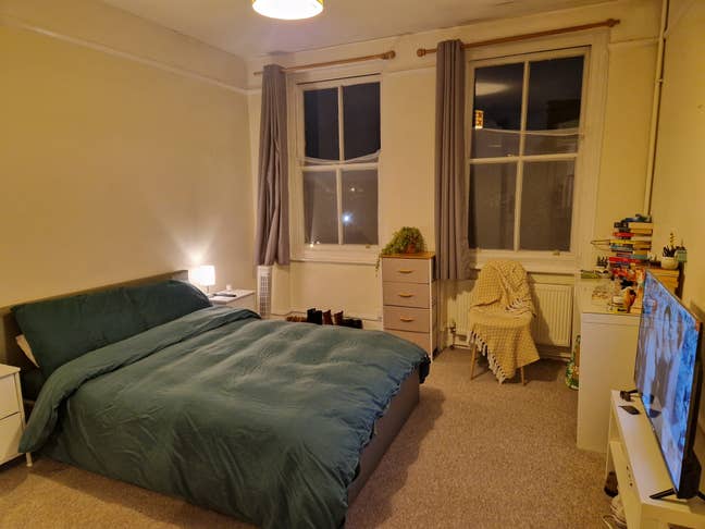Large Double Room to rent in Putney Main Photo