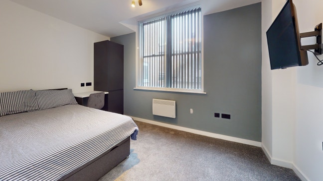Flat 8 Luxury, 3 Bedrooms Left to Rent! Main Photo