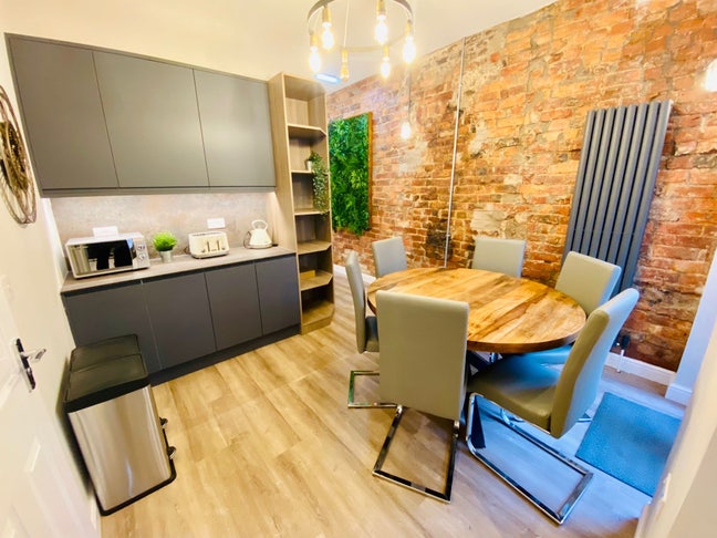 Designer Central 8 Bed Withington House Main Photo