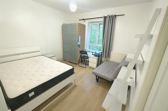 🔑Fully Furnished Rooms near Westferry DLR Main Photo