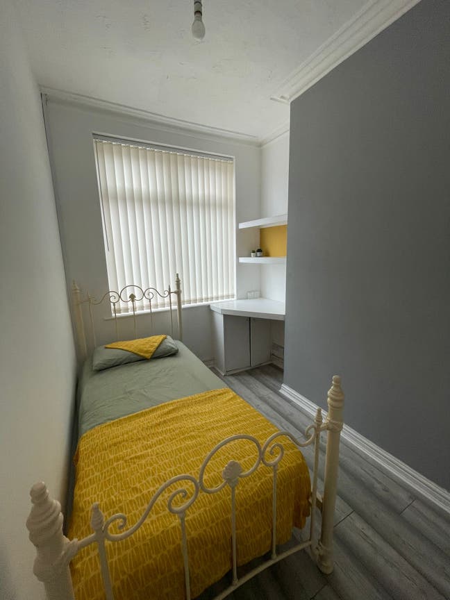 Spacious & Cosy Box Room for Rent in - ST4 6EE Main Photo