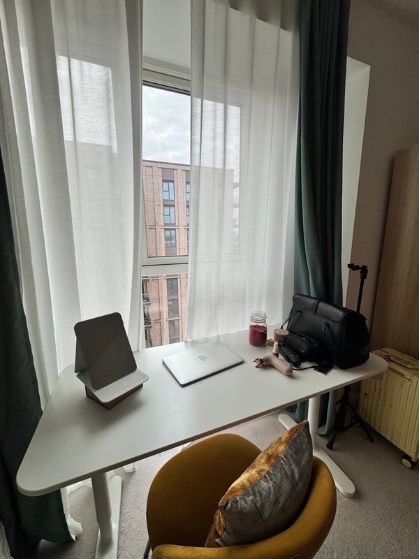 Double room looking for Female flatmate only Main Photo