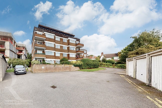 One Bed flat - Temple Fortune NW11 available now  Main Photo
