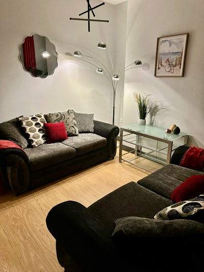 # Double Rooms Wellesley Ave Sept’ 26 # Main Photo