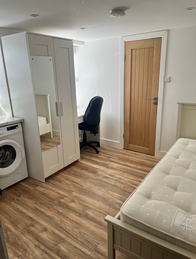 Furnished Studio Available  Main Photo