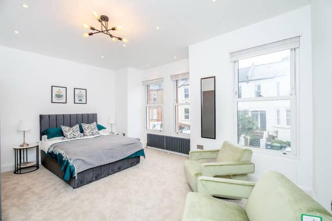 🏨Brand New Modern 7bed House - 7 Rooms Av!!!🏨 Main Photo