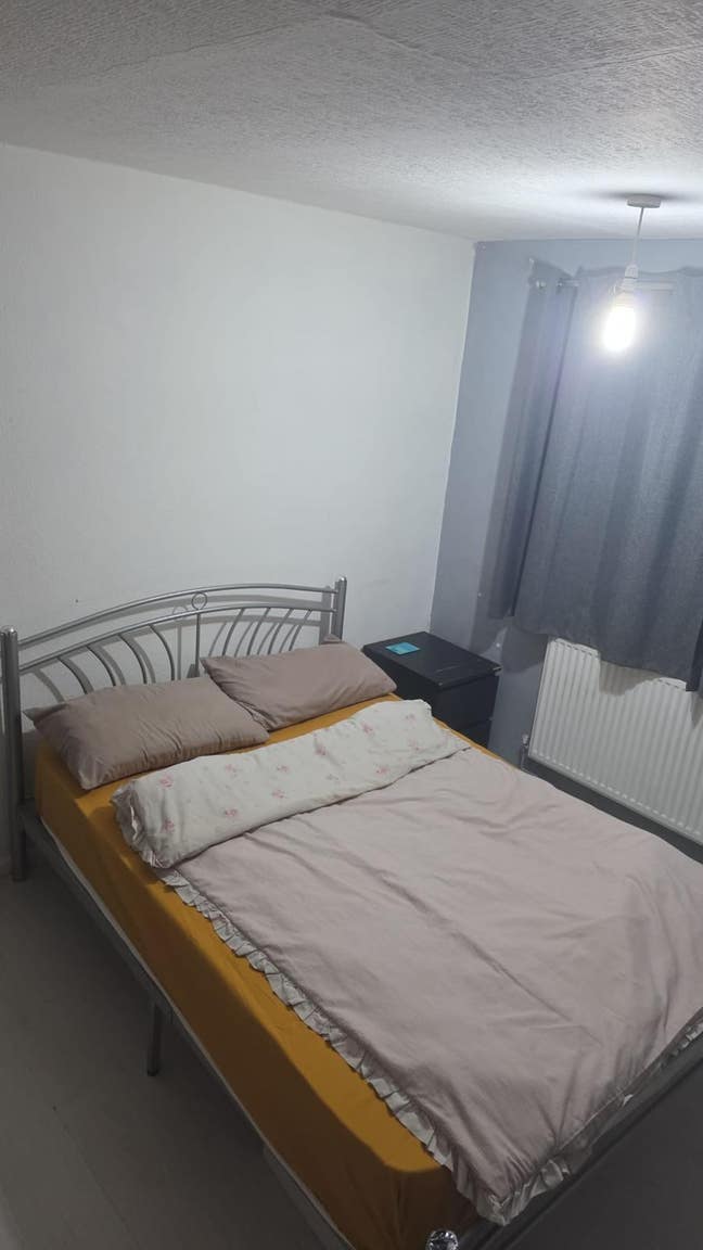 Double room is available for rent in - PE1 Main Photo
