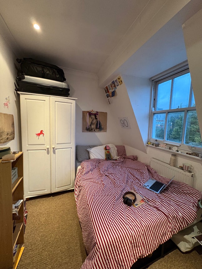 Cozy Room in London Bridge  Main Photo