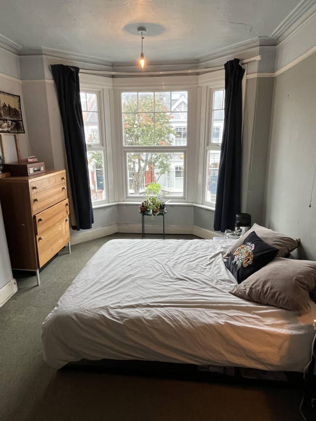 A rare find! Location, price and cosiness Main Photo