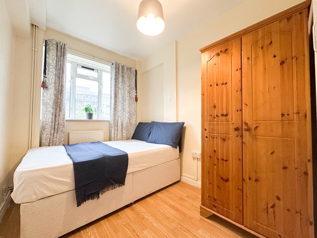 Singel Room 5 Min from Kilburn  Main Photo