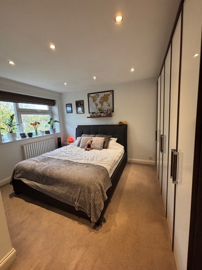 King Room in Lovely Flat with Balcony Main Photo