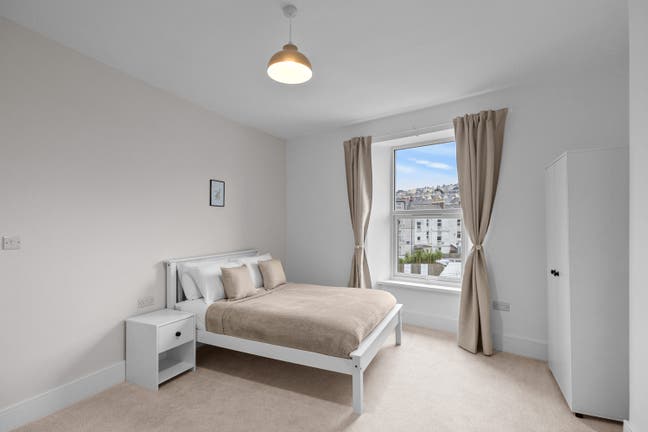 🏡 STUNNING Room - Alexandra Road - Don't miss out Main Photo