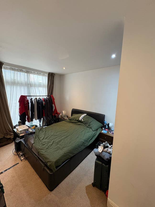 Urgent move out - amazing flat for you Main Photo