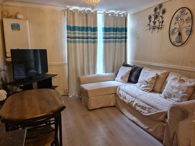 Fully Furnished one-bed flat in NE37 close NCL Main Photo