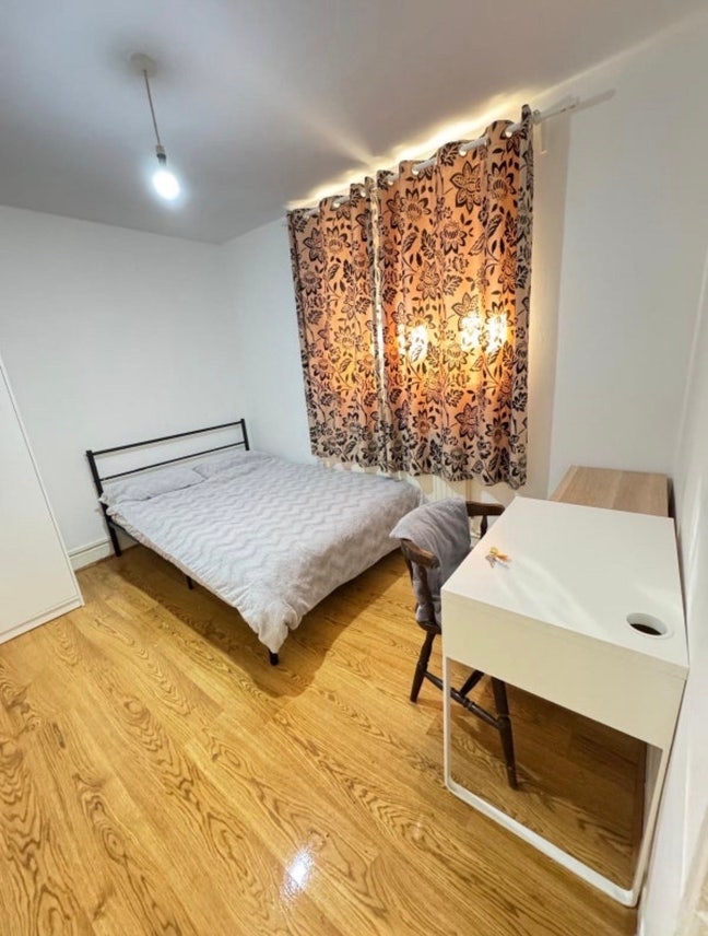 An affordable DBL room in Bethnal Green Main Photo