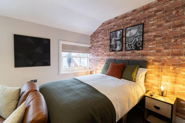 Brand New Superb House Share! - All Ensuite Room's Main Photo