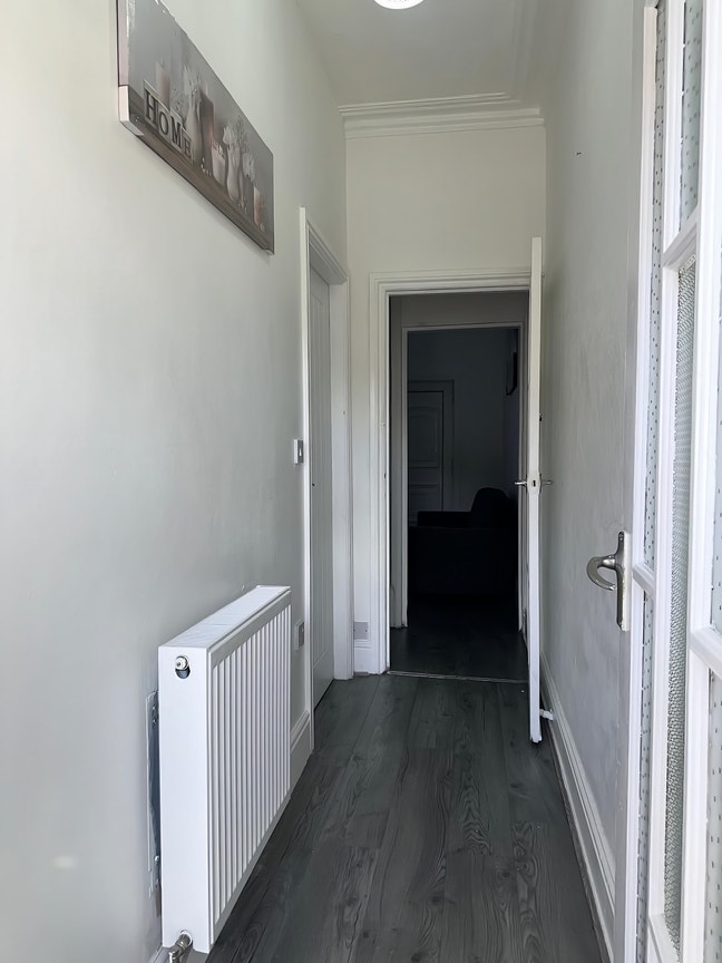 Bright and spacious three double bedroom terraced  Main Photo