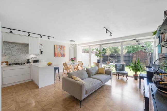 Beautiful 4 bedroom house in Battersea Main Photo