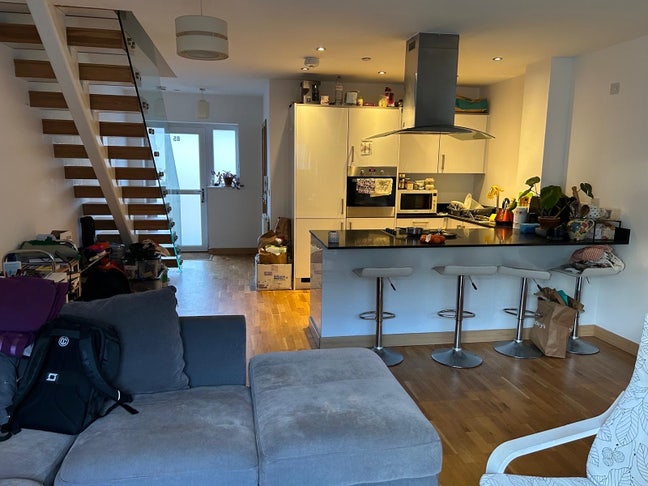 Spacious home in Cambridge City centre Main Photo