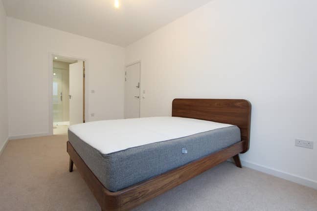  ✨ En suite & Double in Surrey Quays✨ Main Photo