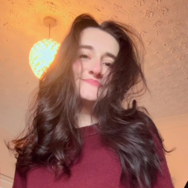 Looking for a studio/ensuite room! Main Photo