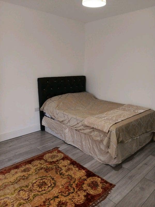 Spacious and Cosy Double Room for Rent in - EN3 6A Main Photo
