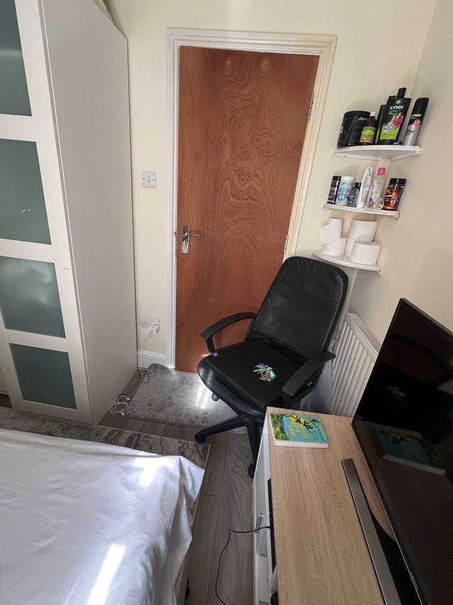 Room to rent 2 mins from Leytonstone station Main Photo