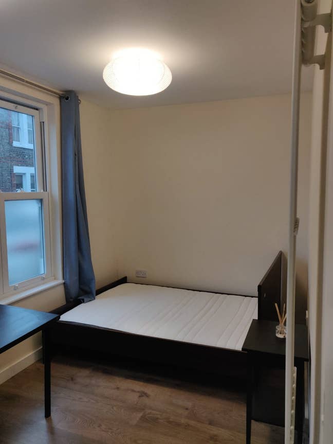 MD1 - Double Bedroom Main Photo