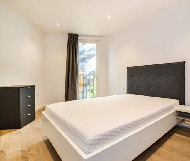 Double room with own bathroom - Hackney Wick  Main Photo