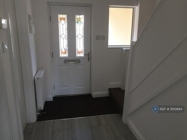 One bedroom available 101 city road dunkirk  Main Photo