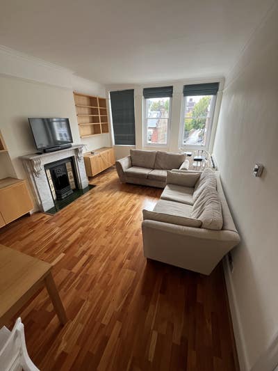 2 Bedrooms In Flat In East Putney  Main Photo