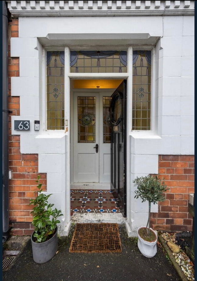 Lovely Bright Double Rooms - Great Location! Main Photo