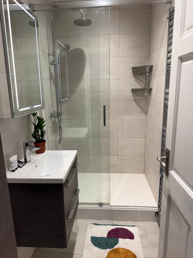 Studio flat in central london for short stay Main Photo