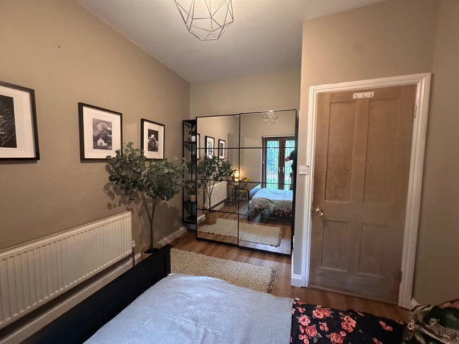 All Female, Double Room,Mapperley.  Bills Included Main Photo
