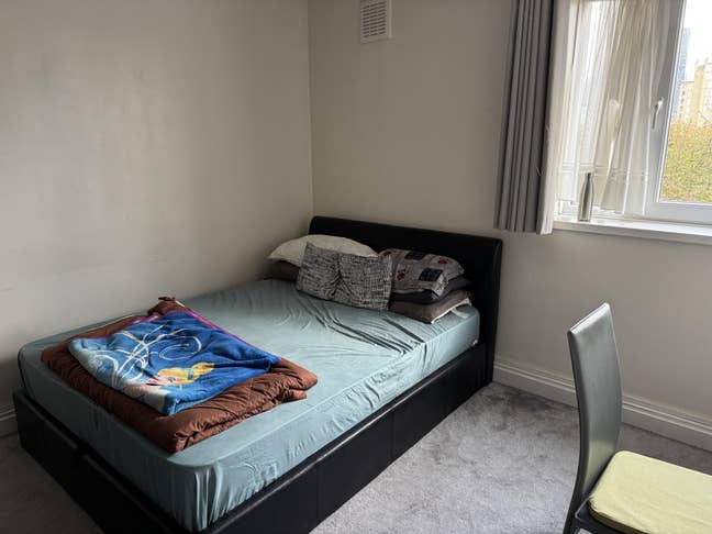 Spacious Double Room near Canary Wharf Main Photo
