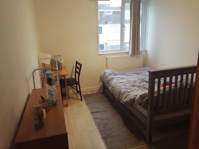 Double Room in Basingstoke (Oakridge)  Main Photo